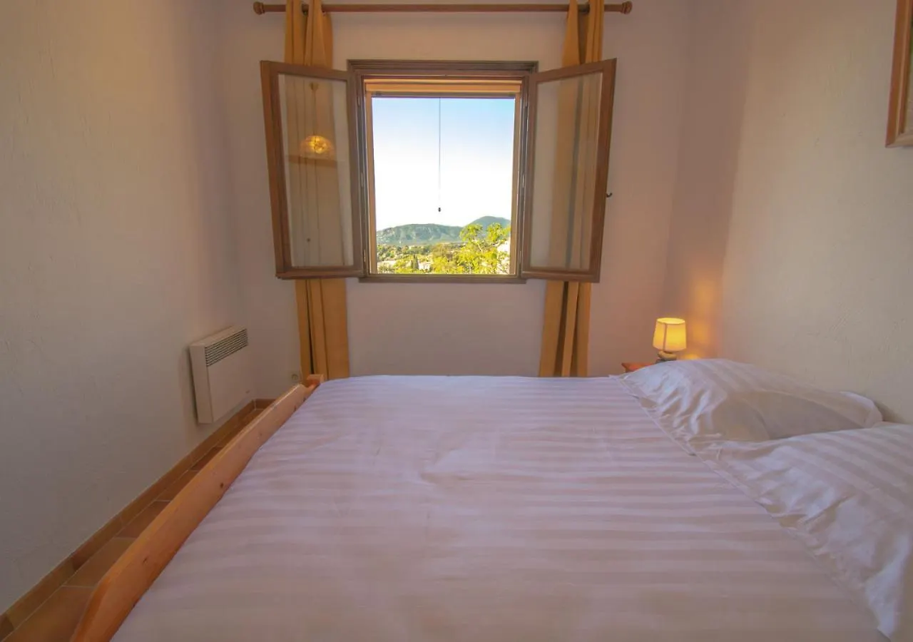 Villa Ma Rosa, 160M2, 4Ch, Piscine Et Jardin Mandelieu-la-Napoule 0*,  France